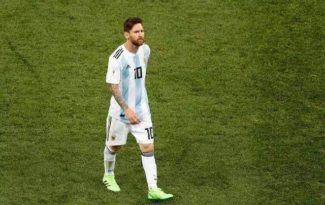 中国足球运动员选人标准,国足选足球运动员的标准