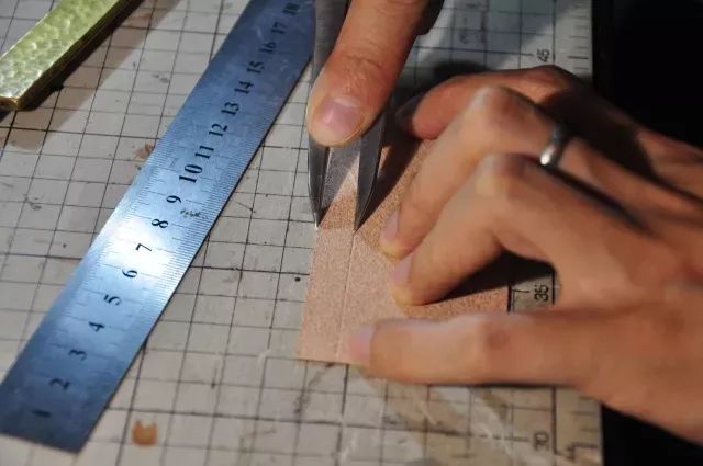 钱包夹包的制作,钱包制作教程真皮包边