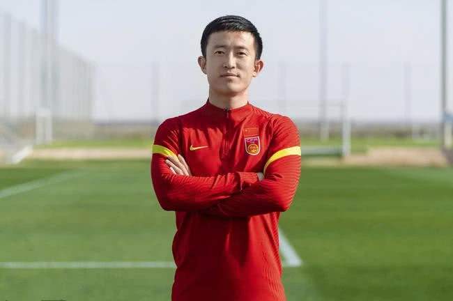 姜至鹏并未跟随深足训练,深足新援加盟名单