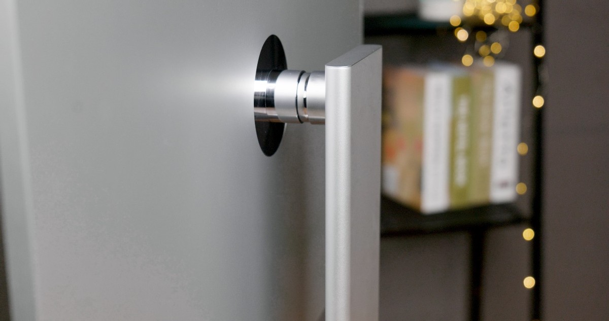 华为显示屏mateview办公测评,华为显示器mateview有线对比无线