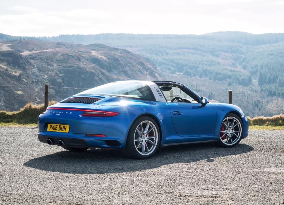 保时捷911targa4s,911targa2022款