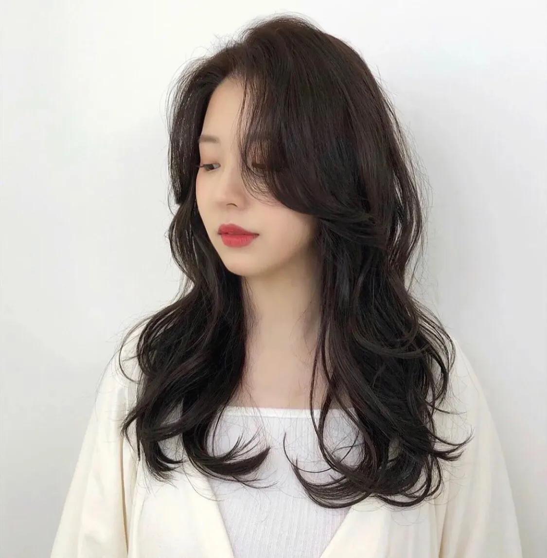 整头烫大波浪卷发发型,大波浪卷发层次怎么修剪