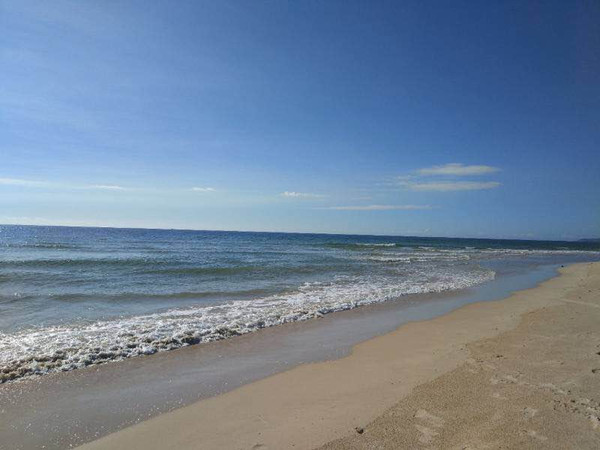 月亮湾海南环岛,月亮湾被称为中国第一滩