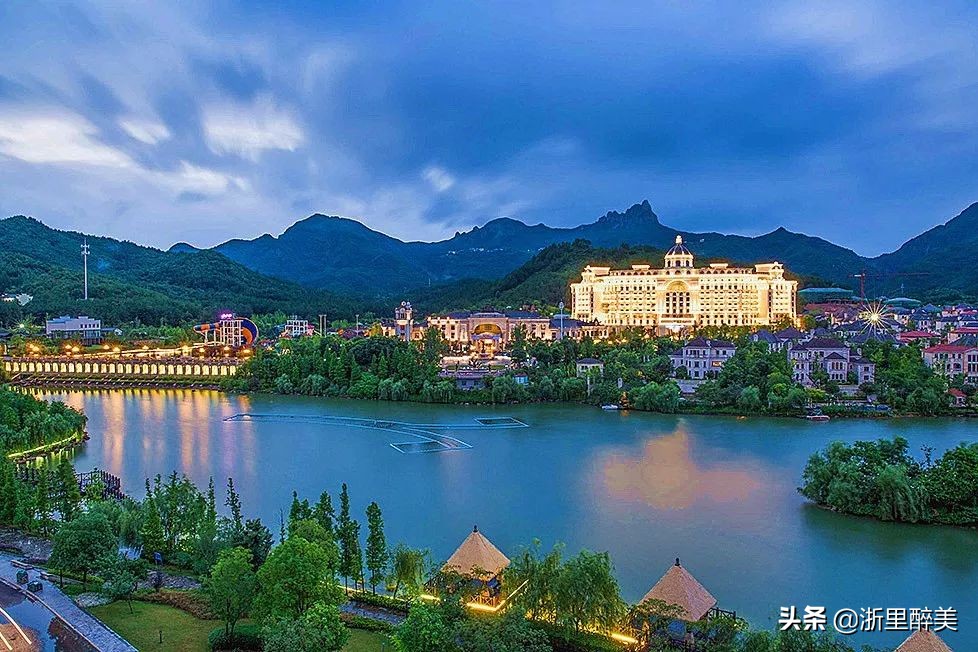 温泉不输北海道,世界上十大温泉度假打卡圣地