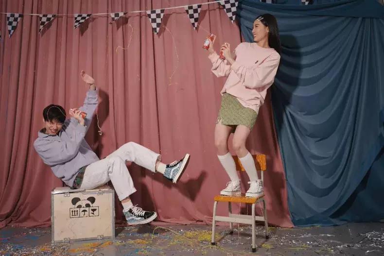 推荐一双比较有特色的vans,vans基础款哪款最好看