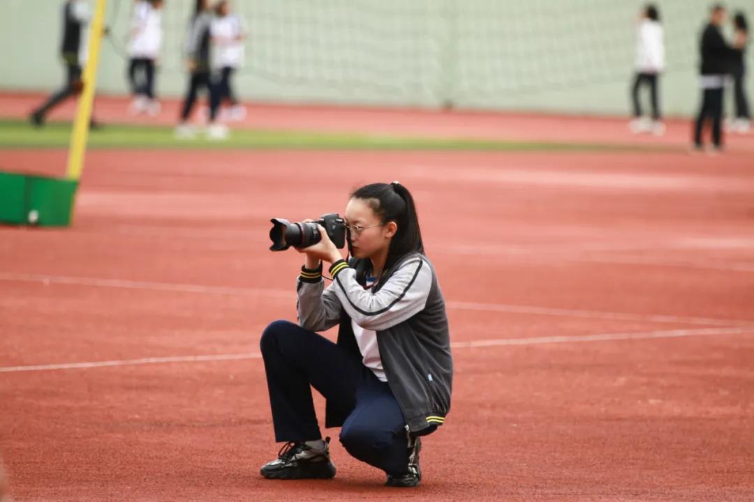 传统体育运动会开幕式,一年一度的运动会在学校拉开帷幕