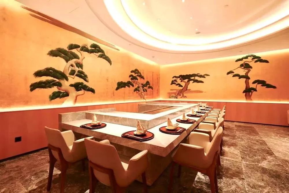 索菲特酒店颜值巅峰之作,《流浪地球》男主吴京都去佛山打过卡