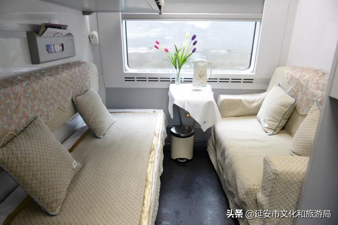 软卧为什么比硬卧贵那么多,高软硬卧和软卧区别