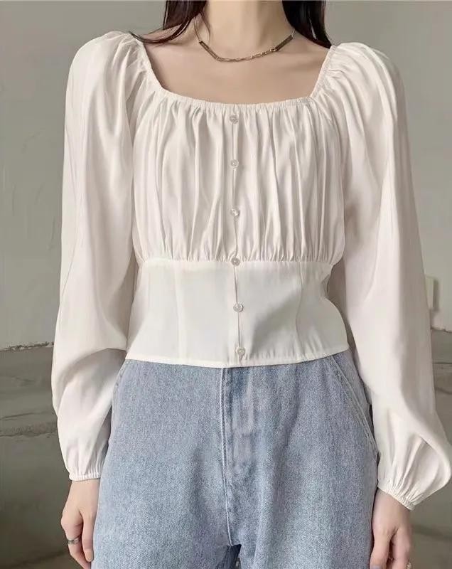 最近火了一种上衣，叫“褶皱衫”，时髦减龄又显贵，照着穿太美了