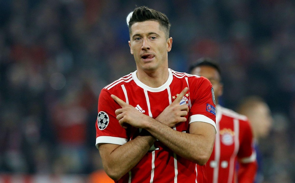 梅西和c罗进球的招牌动作,足球c罗和梅西的精彩瞬间