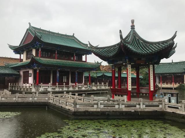 昆明周边一日游最值得去的地方,昆明周边一日游的地方推荐