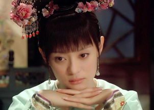 甄嬛传为什么只有甄嬛额头有刘海,甄嬛传甄嬛白发看到年轻的嫔妃们