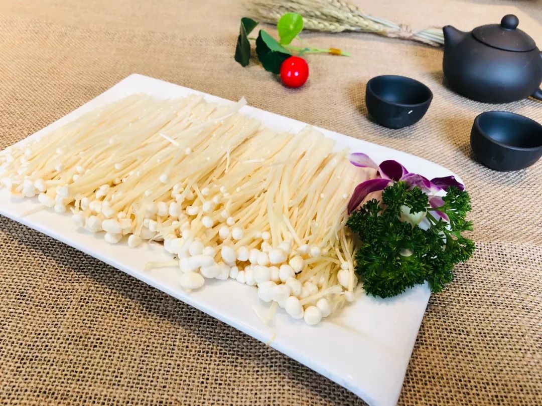 誉满川蜀！69元抢原价224元【吴铭火锅】2-4人精致套餐！