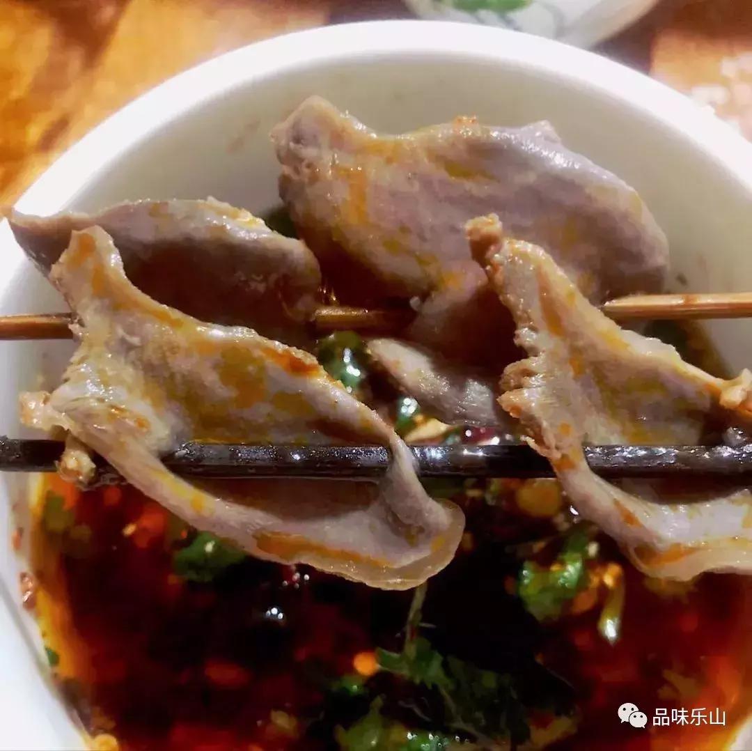 乐山牛华周记麻辣烫,乐山最地道的麻辣烫