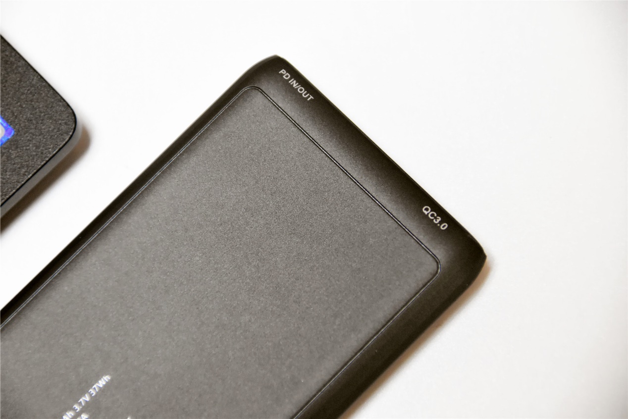 推荐一款2万毫安的无线充电宝,无线充电宝耐尔金