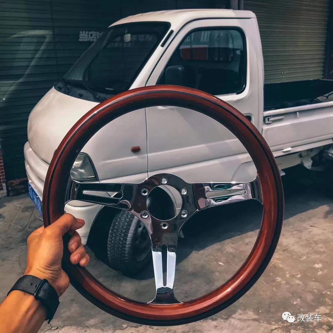 这动手能力也太强了！车友纯手工打造纯粹JDM小货车