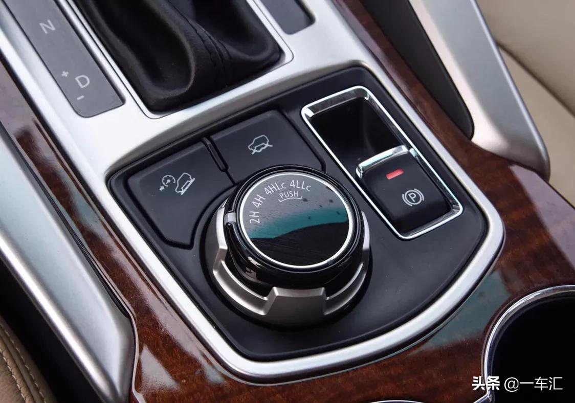 七座四驱非承载，三菱新一代帕杰罗劲畅，网友：比普拉多帅多了