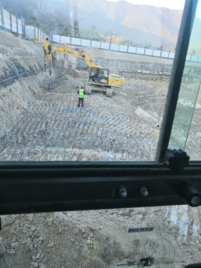 学挖机靠谱吗,学挖机到底好不好找工作