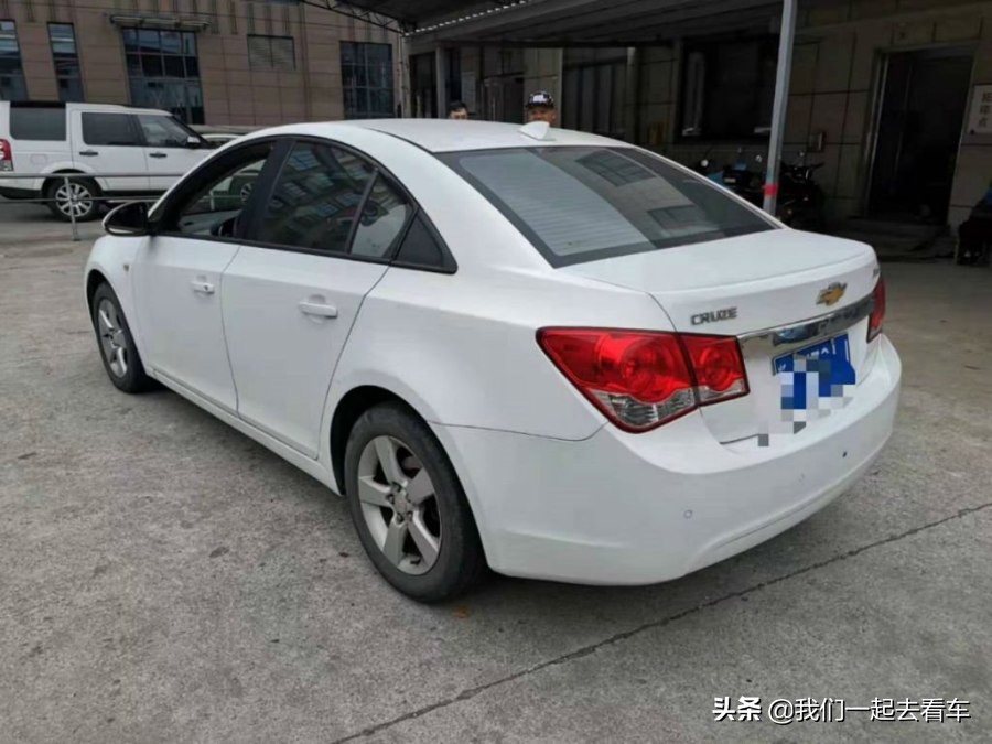 雪佛兰科鲁兹2009款1.6自动sl,雪佛兰科鲁兹2009款自动挡多少钱