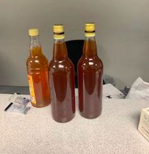 只因带蜂蜜入境，美国大叔无辜坐牢3个月！带这些东西要小心