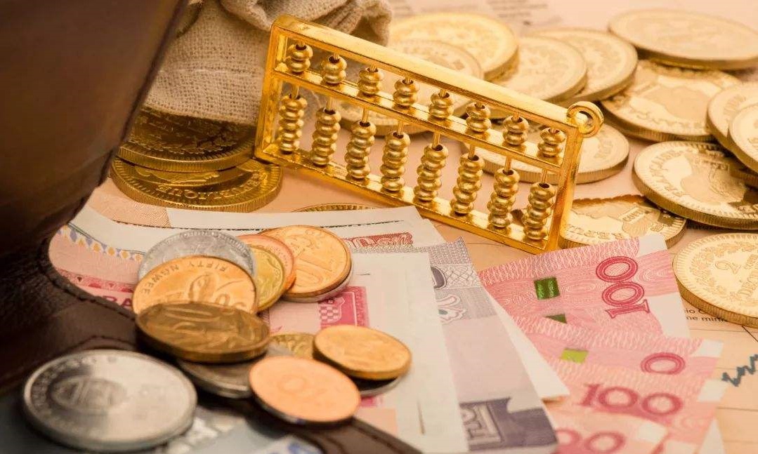 水厂卖一瓶水能赚多少钱,开一个水厂一年能赚多少钱