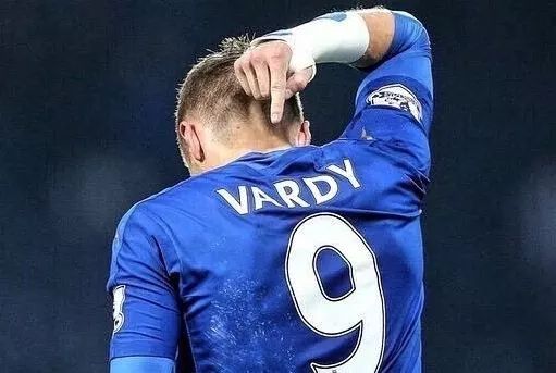 17岁为曼联出战4场造三球惊艳英超,29岁瓦尔迪曼城帽子戏法