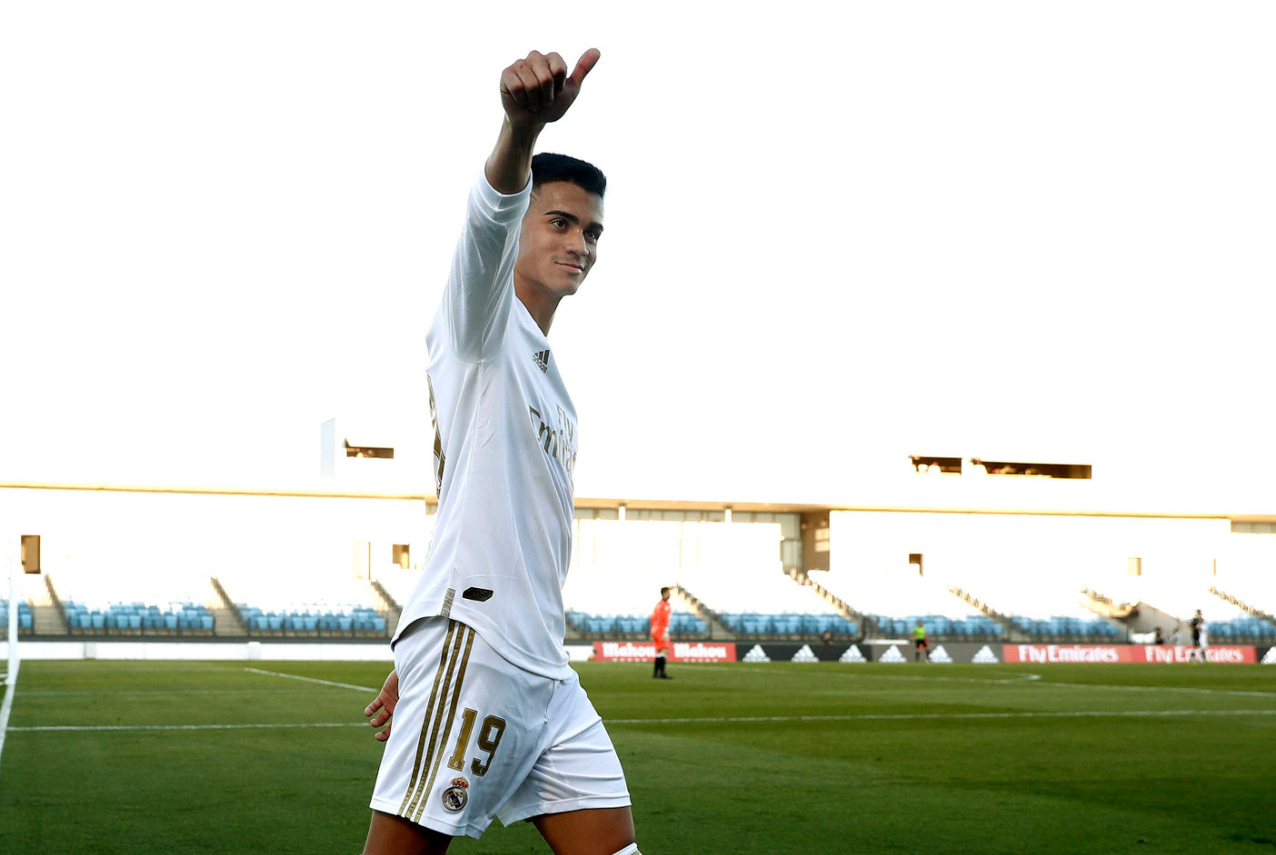 来了！“新卡卡”空降“黄黑幼儿园”