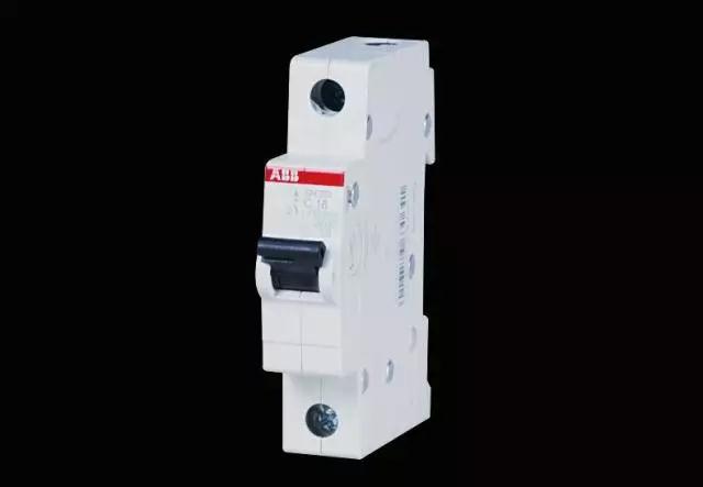 abb万能断路器2000a的拆解价值,abb塑壳断路器拆解可调整连杆