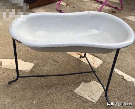 欧洲宾馆卫生间为什么有两个马桶,欧洲卫生间像马桶一样的是什么