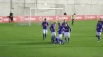 姝︾涓浗鐢疯冻3:0鍐板矝,75鍒嗛挓缁濇潃瑗跨彮鐗欎汉鐧婚《瑗夸箼姒滈