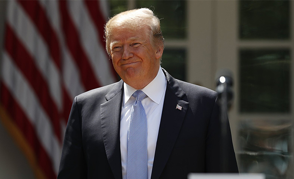 美国官员确诊人数最新,美国确诊超10万民众