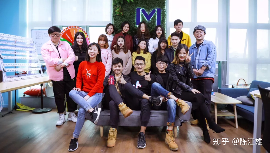 陈江雄：在抖音~1部手机，让我营收400万，6万人加爆VX