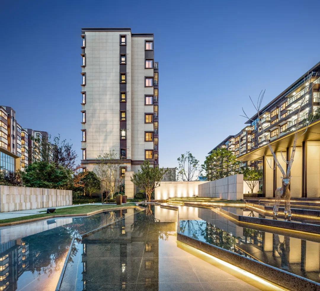 仙林湖融信值得入手吗,仙林湖融信世纪东方最新房价