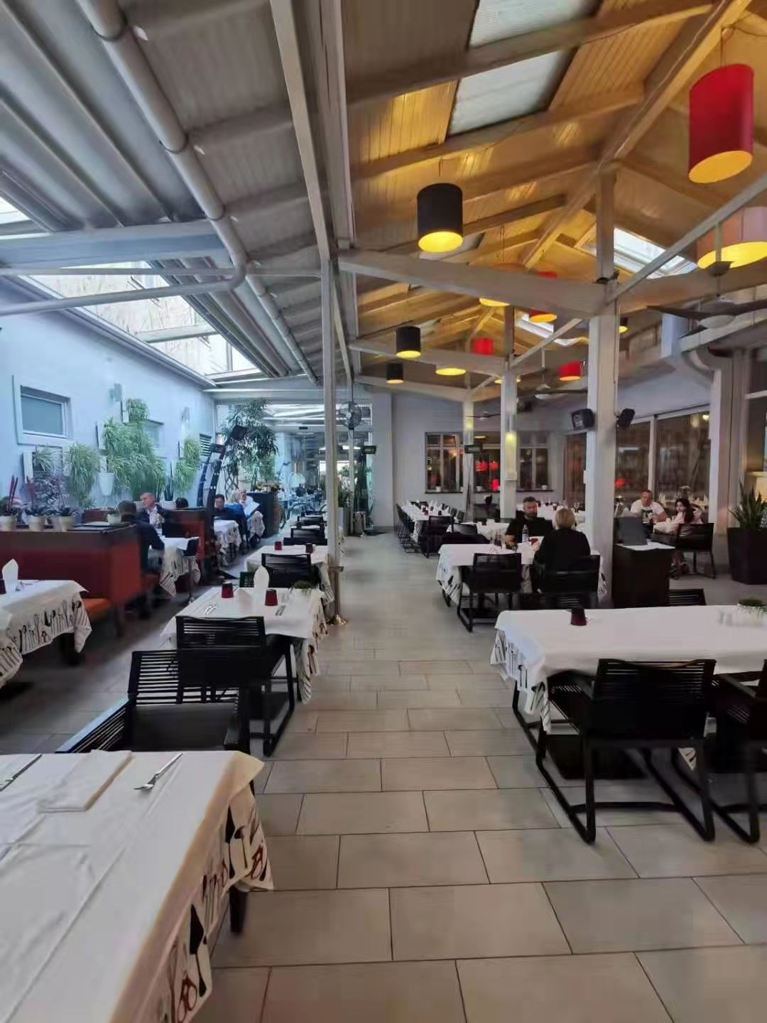 Day58：威尼斯→萨格勒布海一样蓝的有轨电车