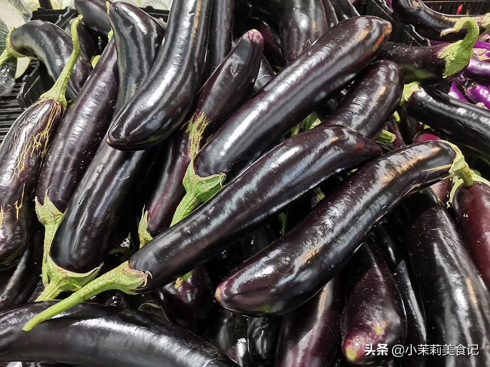 买茄子是轻的好还是重的好 (买茄子是青的好还是红的好)