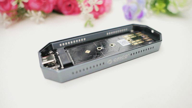 狂野飙速,orico炫彩硬盘盒