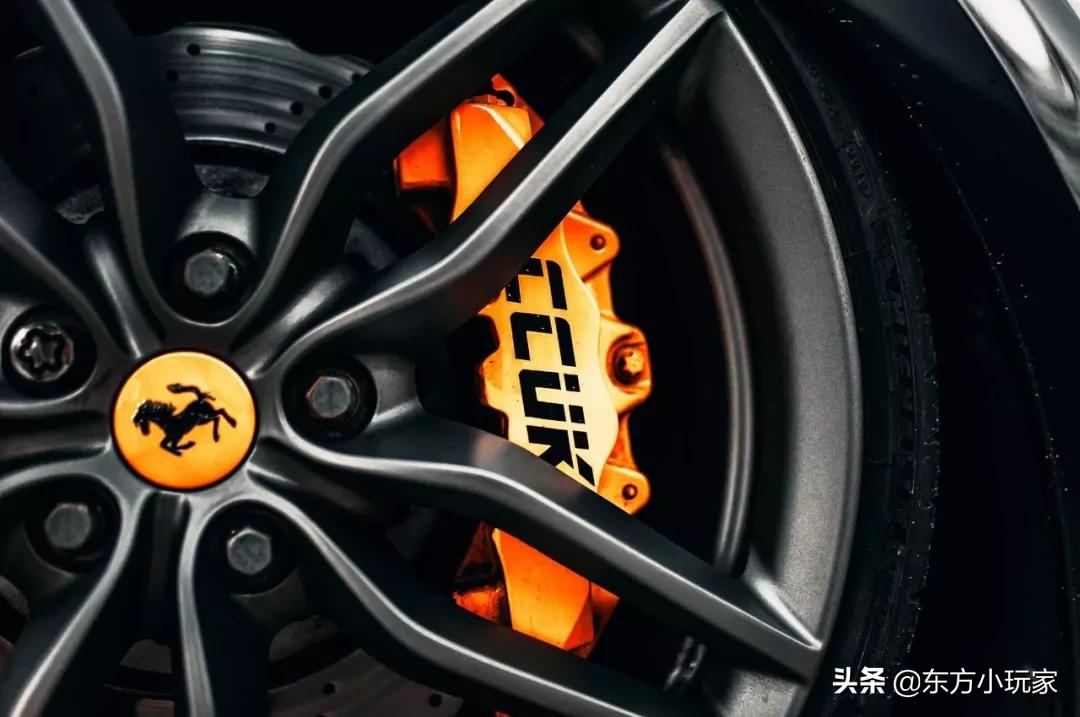 改装再好看,还是一辆“大众”还是带R的,她还是最后上他的奔驰