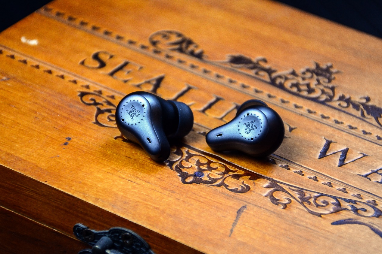 魔浪mifos和苹果蓝牙耳机哪个好,魔浪mifoo7测评