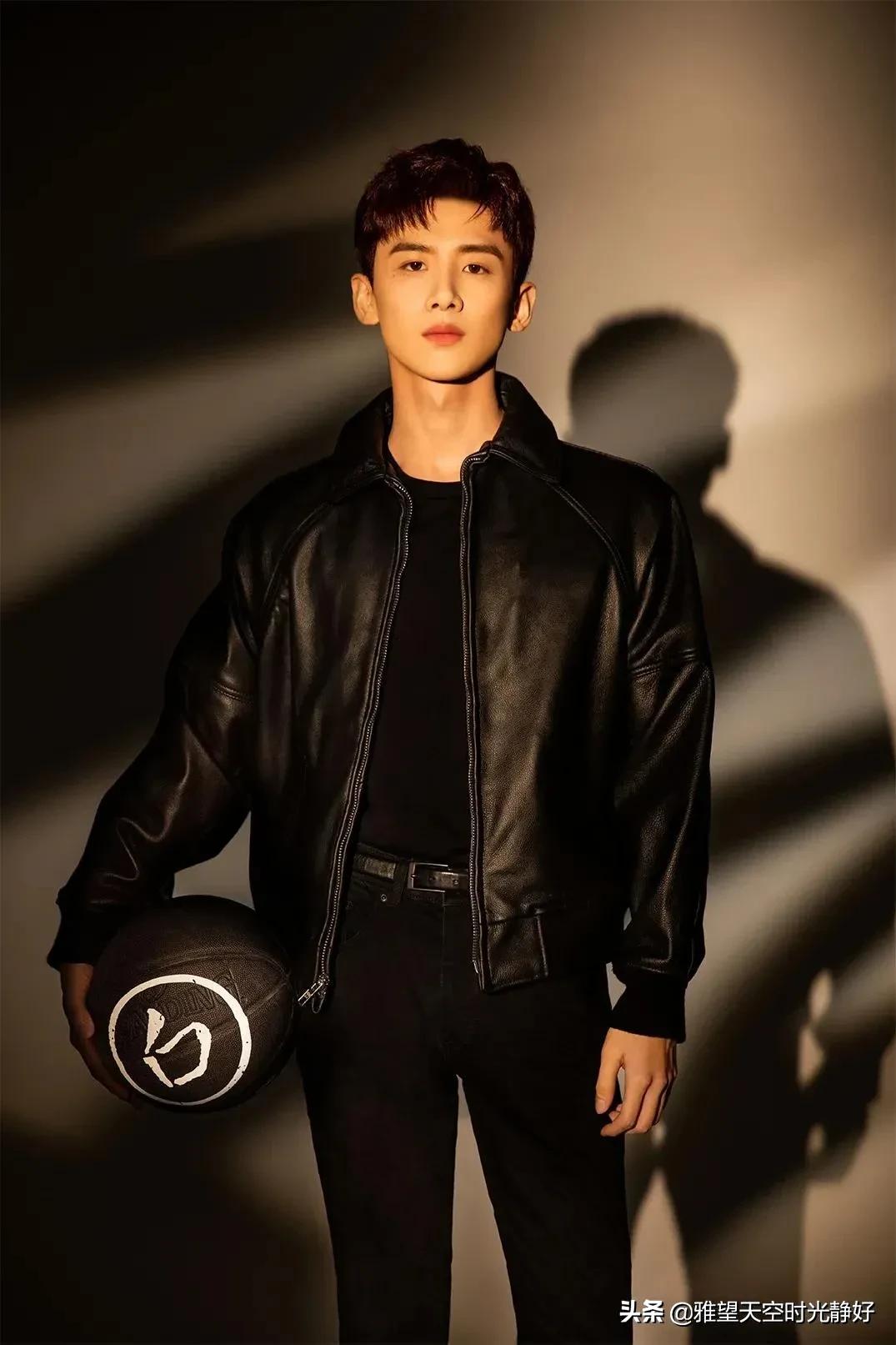 秋冬男星皮衣穿搭,男明星皮衣外套搭配