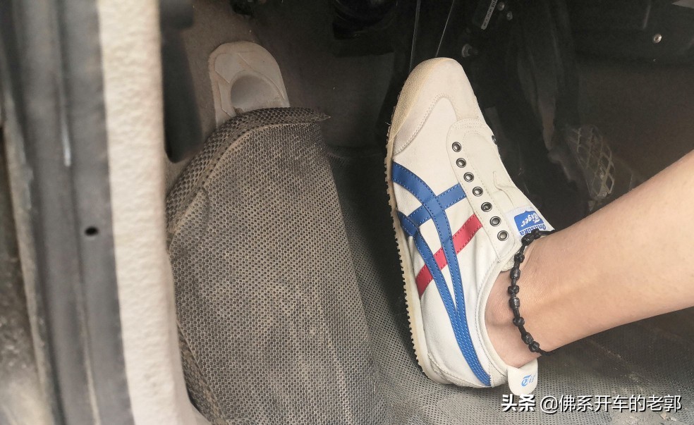 科目二如何控制好离合器小技巧,科目二怎么控制离合器