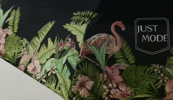 这把小黑伞3折卖89元一把,却有施华洛世奇水晶伞扣,太嚣张了吧