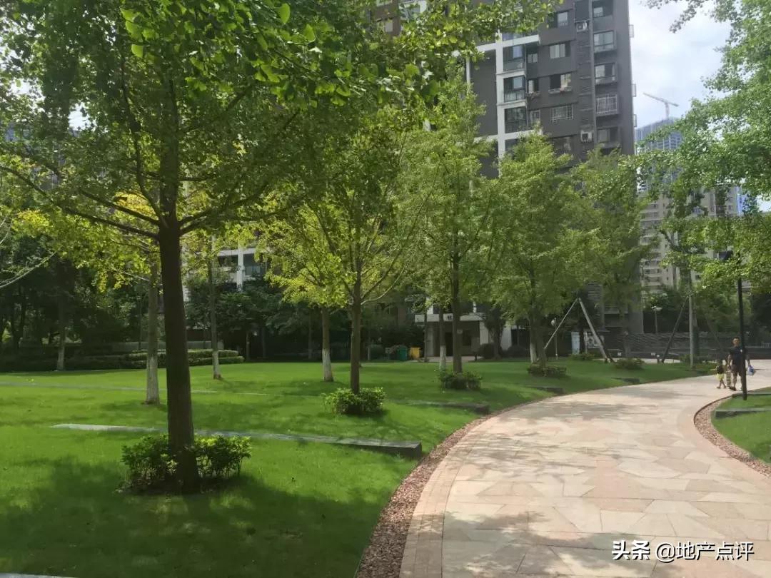 南京垃圾房失火,南京小区火灾小区物业费多少