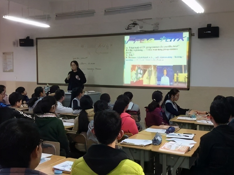 我们的老师ppt课件,老师上课课件ppt制作