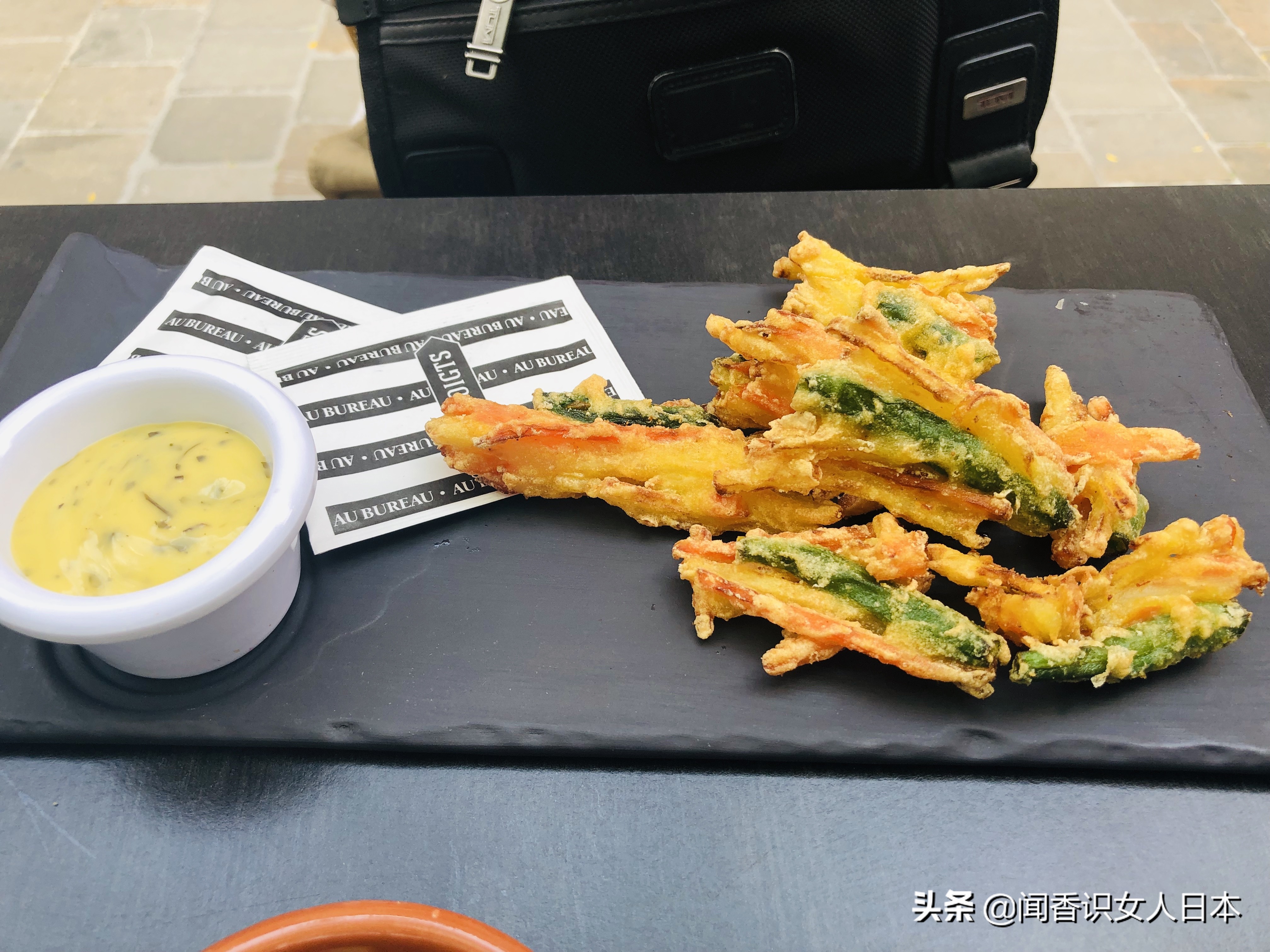 巴黎圣母院大教堂,巴黎圣母院和兰斯大教堂