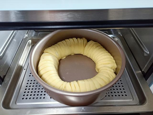 简单面包教程不用烤箱不加牛奶,超简单面包不需要牛奶