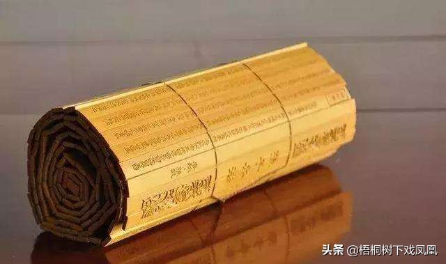 悬崖绝壁的坟墓是怎么修建的,悬崖峭壁上的棺材是怎么上去的