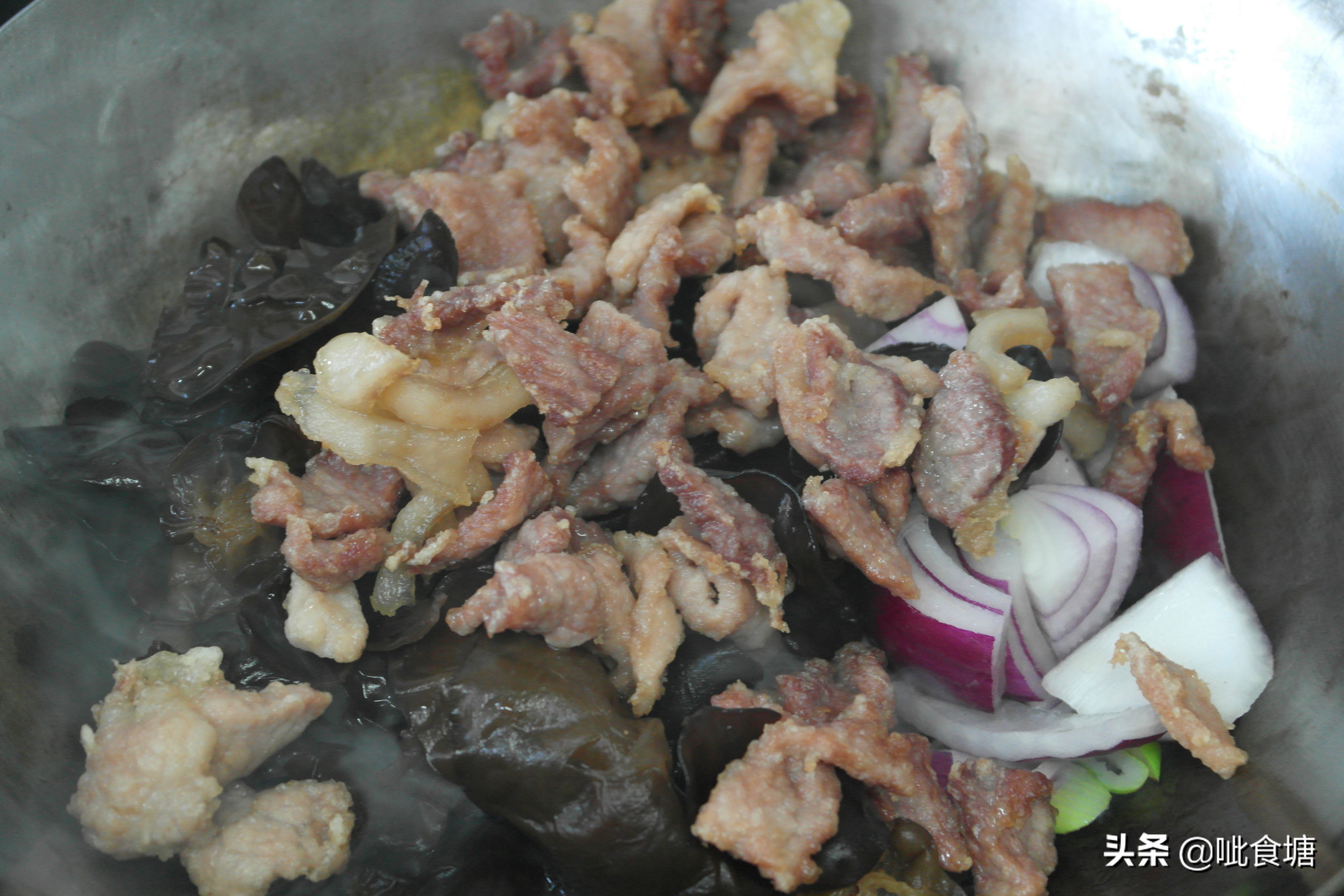 猪肉怎么炒好吃又嫩滑,猪肉怎么炒既营养又好吃