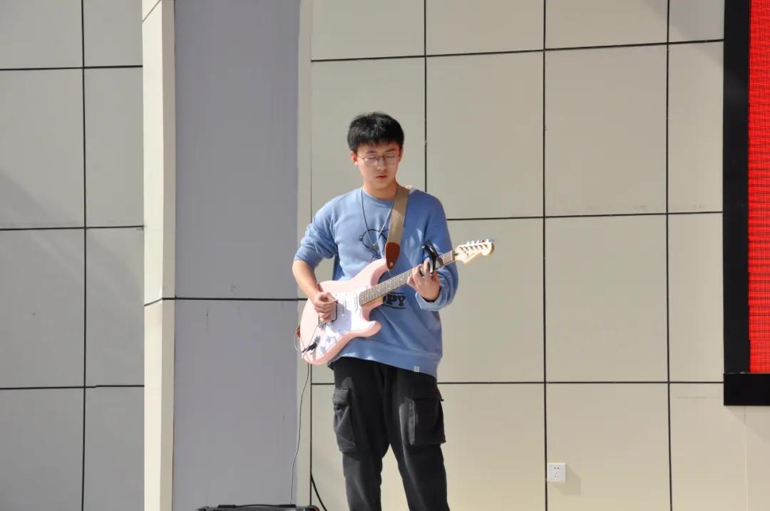 石油中学泸州,石油中学新疆