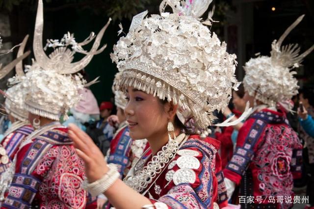 苗族和汉族的哪个历史更长,中国古代苗族的历史