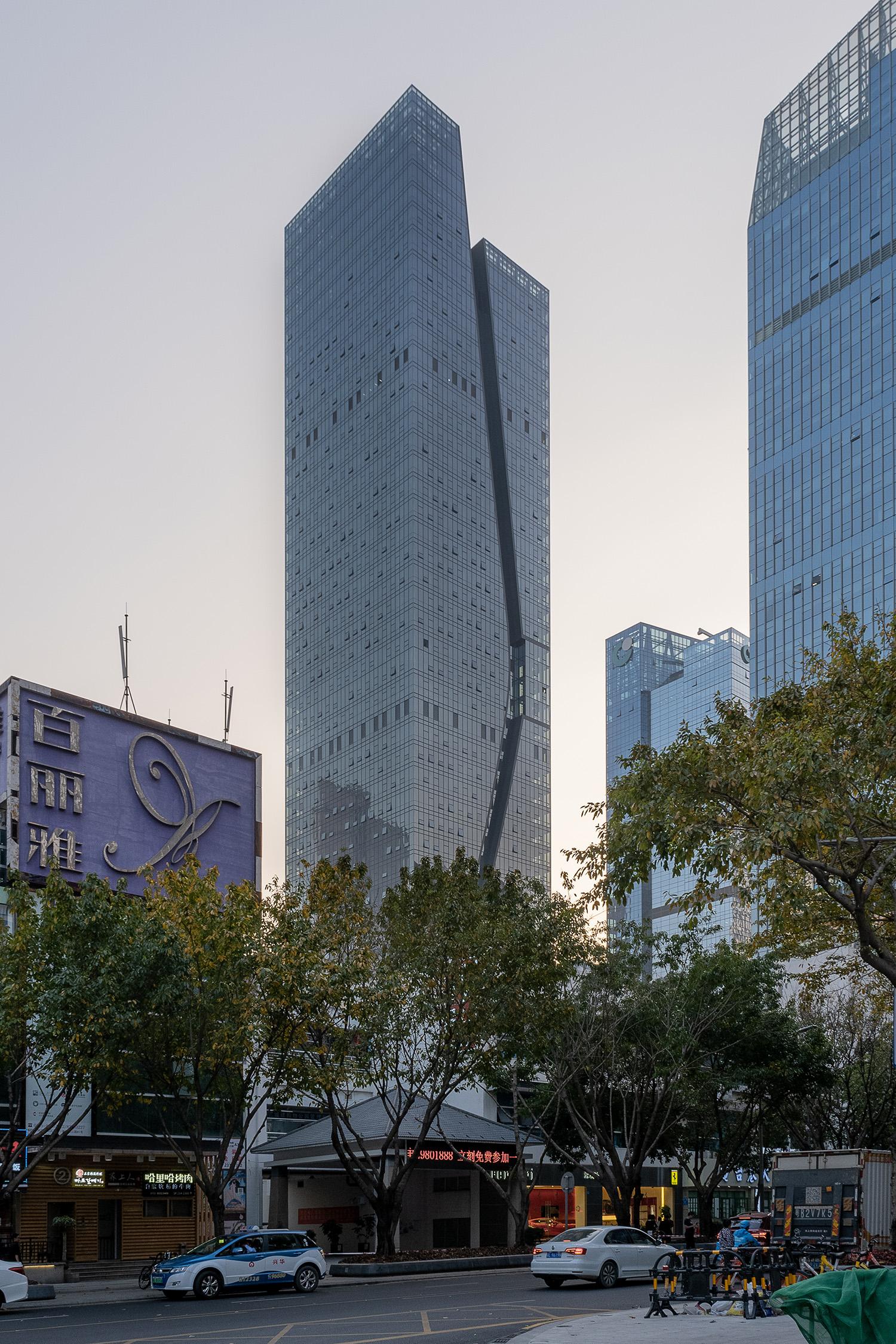 深圳标志性建筑春笋大厦,深圳国信证券大厦